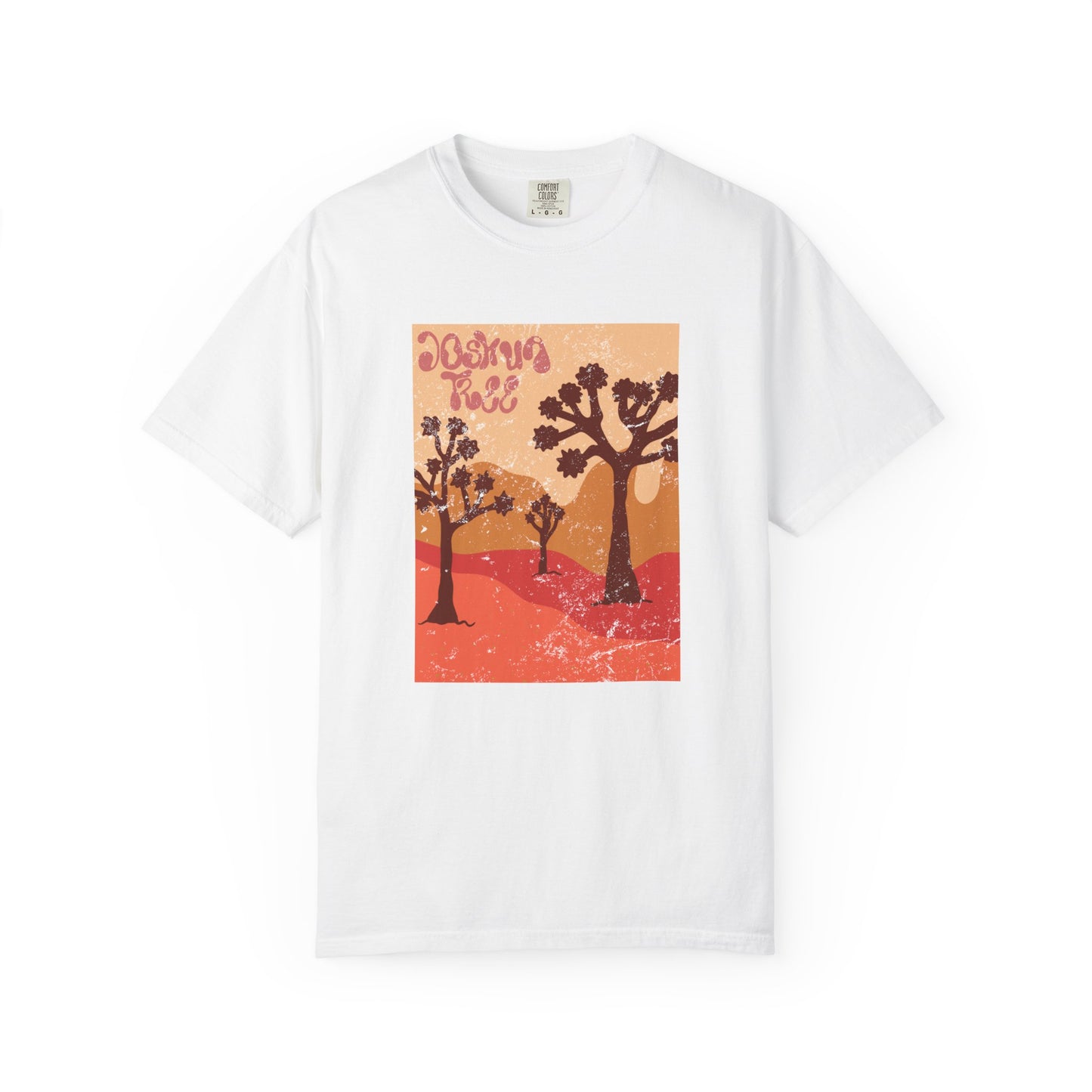 Joshua Tree – Retro Desert Grooves Tee